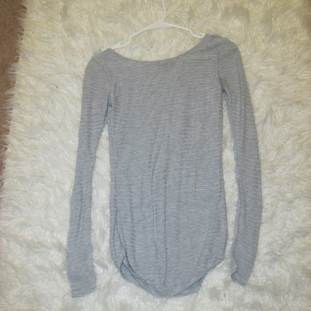 Women's Express Long Sleeve Grey date night chic shirt Top Size Small Grey GUC - Picture 6 of 6